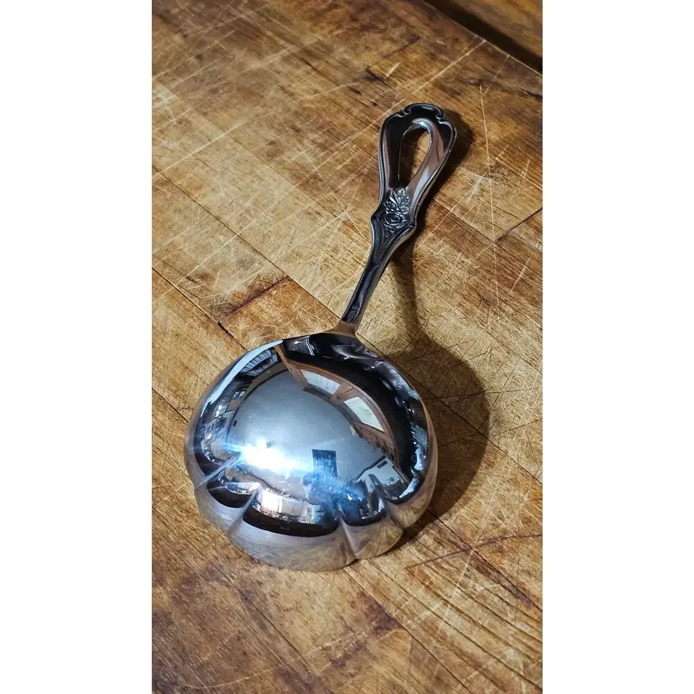Oneida Toujours Stainless Gravy Ladle Vintage Sauce Serving Spoon Flawless Shine